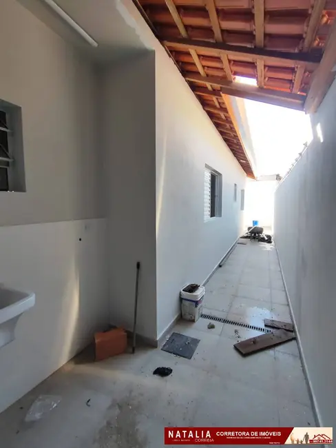 Foto 8 de Casa com 2 quartos à venda em Mongagua - SP