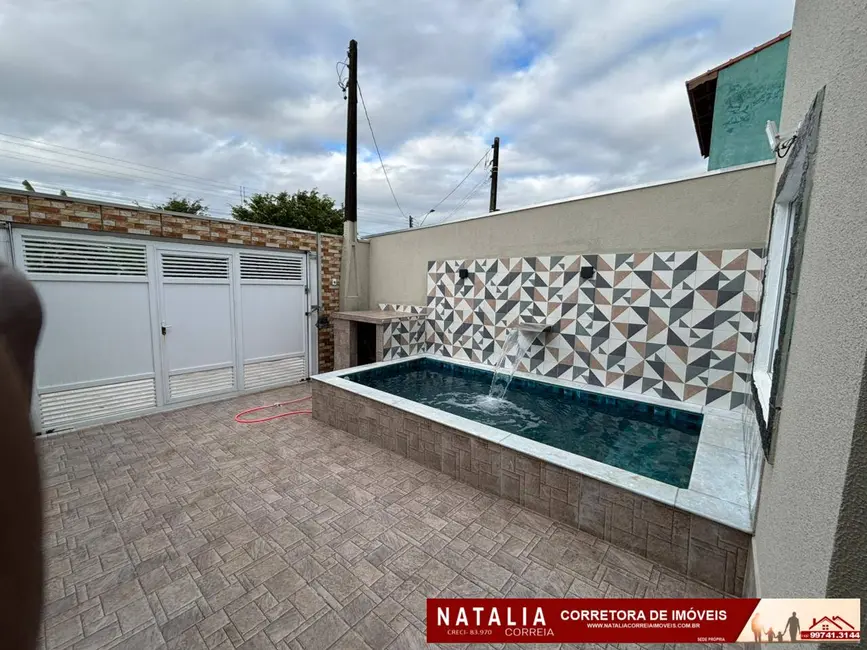 Casa com 2 quartos à venda em Mongagua - SP - imagem 2 Foto 2 de Casa com 2 quartos à venda em Mongagua - SP