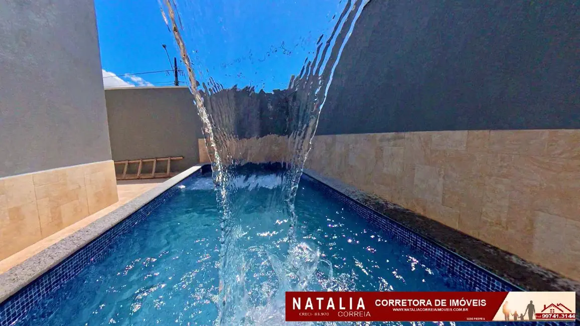 Foto 5 de Casa com 2 quartos à venda, 125m2 em Mongagua - SP