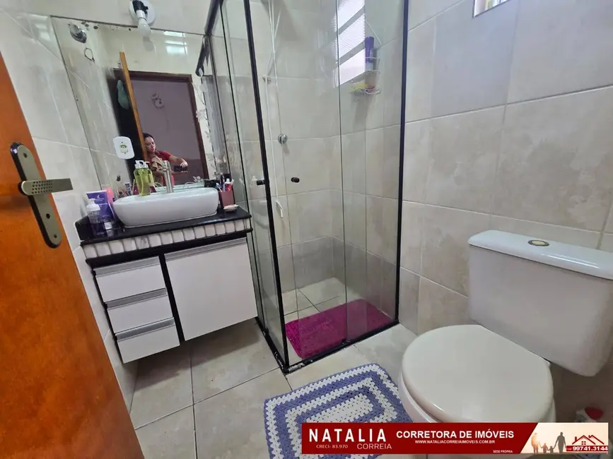 Foto 3 de Casa com 2 quartos à venda em Mongagua - SP