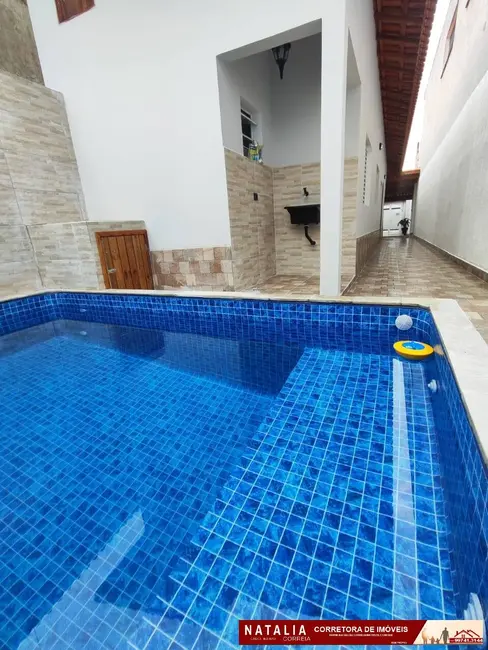 Foto 3 de Casa com 2 quartos à venda em Mongagua - SP