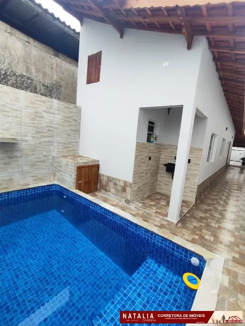 Foto 4 de Casa com 2 quartos à venda em Mongagua - SP