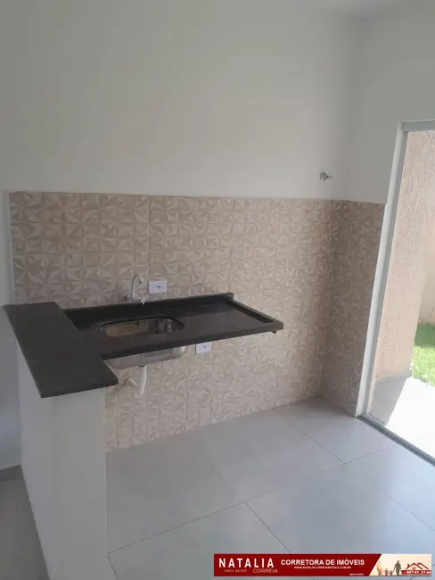 Casa com 2 quartos à venda em Itanhaem - SP - imagem 4 Foto 4 de Casa com 2 quartos à venda em Itanhaem - SP