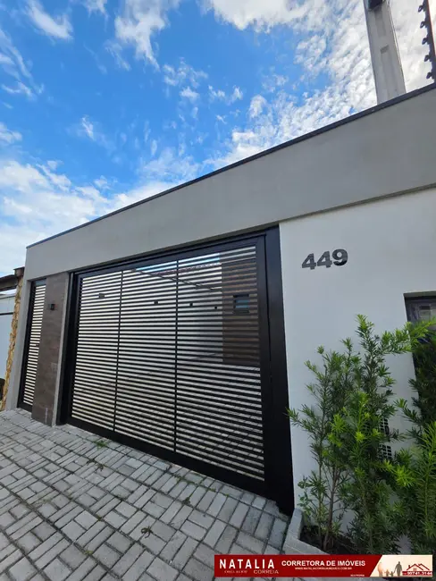 Foto 1 de Casa com 2 quartos à venda, 132m2 em Mongagua - SP
