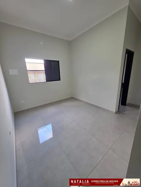 Foto 3 de Casa com 2 quartos à venda, 132m2 em Mongagua - SP