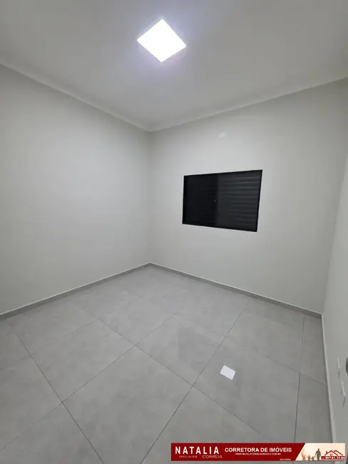 Foto 4 de Casa com 2 quartos à venda, 132m2 em Mongagua - SP