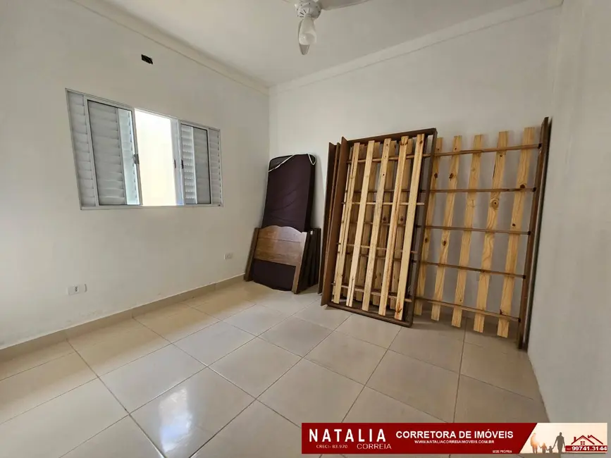 Casa com 2 quartos à venda em Itanhaem - SP - imagem 2 Foto 2 de Casa com 2 quartos à venda em Itanhaem - SP