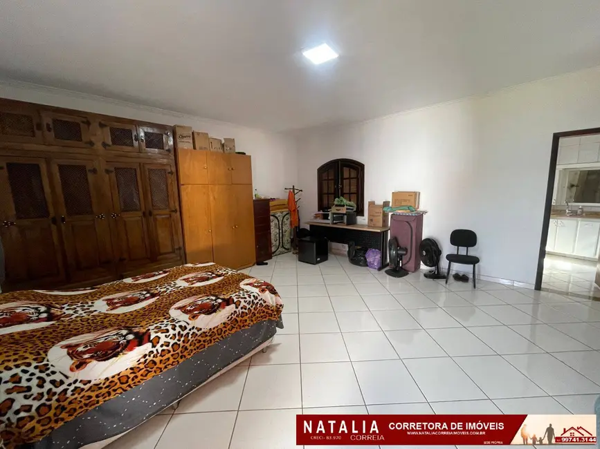 Casa com 3 quartos à venda, 625m2 em Itanhaem - SP - imagem 5 Foto 5 de Casa com 3 quartos à venda, 625m2 em Itanhaem - SP