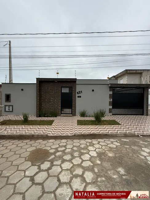 Foto 3 de Casa com 3 quartos à venda, 300m2 em Itanhaem - SP