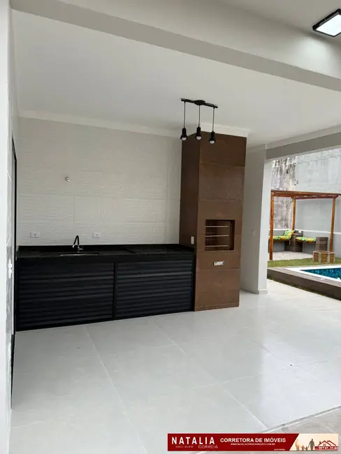 Foto 7 de Casa com 3 quartos à venda, 300m2 em Itanhaem - SP