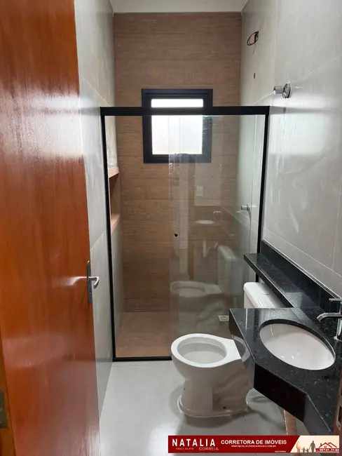 Foto 9 de Casa com 3 quartos à venda, 300m2 em Itanhaem - SP