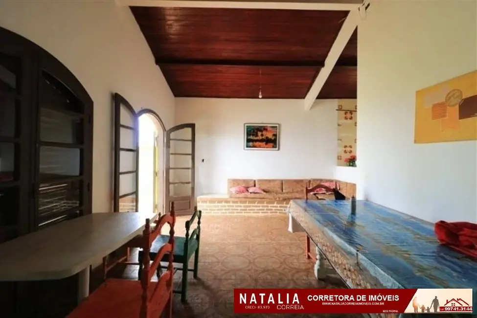 Foto 1 de Casa com 5 quartos à venda em Peruibe - SP