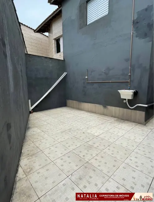 Foto 2 de Sobrado com 4 quartos à venda em Mongagua - SP