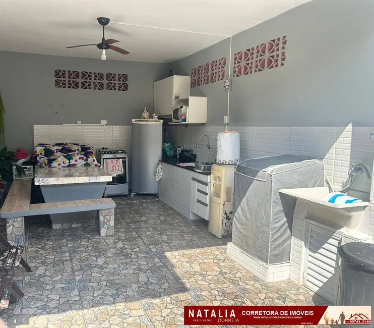 Foto 3 de Casa com 4 quartos à venda, 288m2 em Mongagua - SP