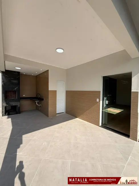 Foto 5 de Sobrado com 3 quartos à venda, 143m2 em Mongagua - SP