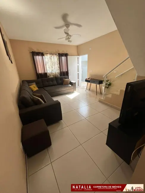 Foto 3 de Sobrado com 2 quartos à venda em Mongagua - SP