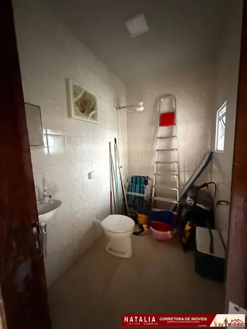 Foto 5 de Casa com 4 quartos à venda, 240m2 em Mongagua - SP