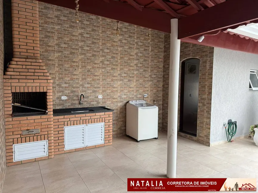 Foto 9 de Casa com 4 quartos à venda, 240m2 em Mongagua - SP