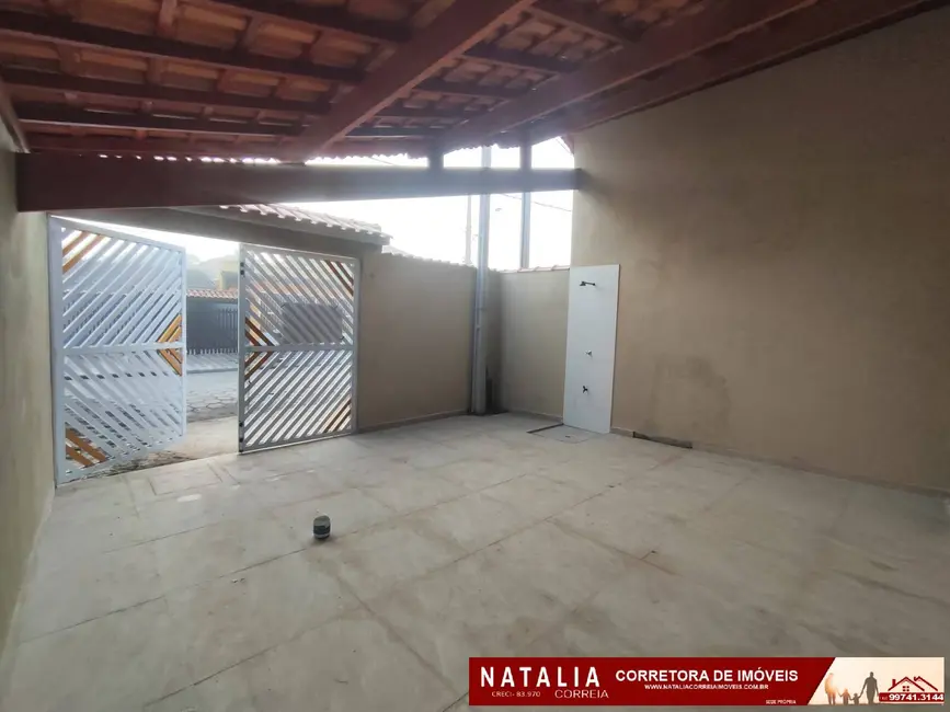 Foto 1 de Casa com 2 quartos à venda em Mongagua - SP