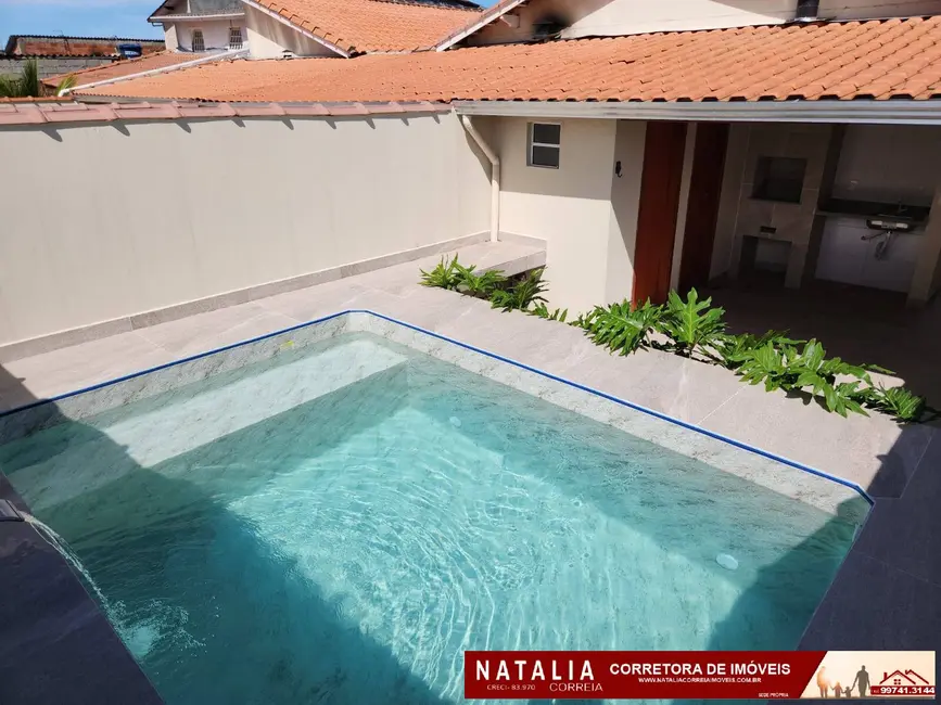 Foto 1 de Casa com 2 quartos à venda e para alugar, 175m2 em Mongagua - SP