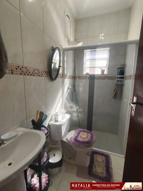 Foto 9 de Casa com 2 quartos à venda, 143m2 em Mongagua - SP