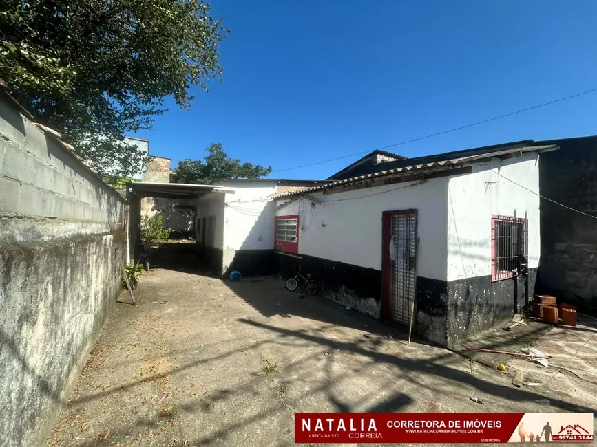 Casa com 2 quartos à venda, 250m2 em Itanhaem - SP - imagem 1 Foto 1 de Casa com 2 quartos à venda, 250m2 em Itanhaem - SP