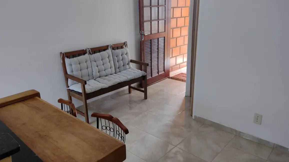 Foto 9 de Apartamento com 1 quarto à venda, 34m2 em Caraguatatuba - SP