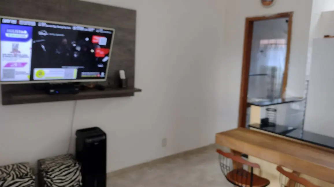 Foto 6 de Apartamento com 1 quarto à venda, 34m2 em Caraguatatuba - SP