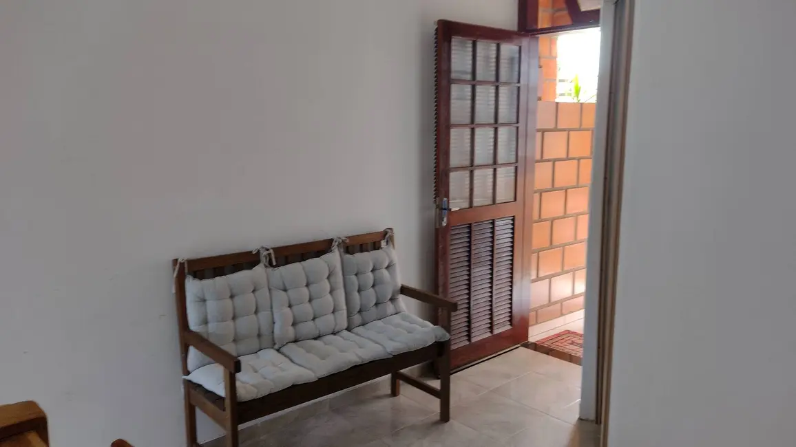 Foto 8 de Apartamento com 1 quarto à venda, 34m2 em Caraguatatuba - SP