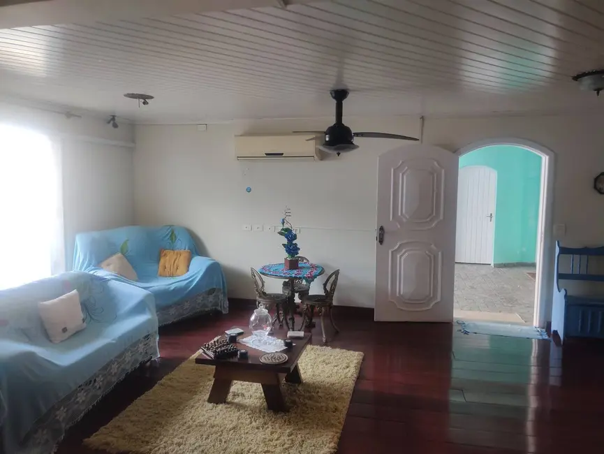 Foto 4 de Casa com 6 quartos à venda e para alugar, 630m2 em Indaiá, Caraguatatuba - SP