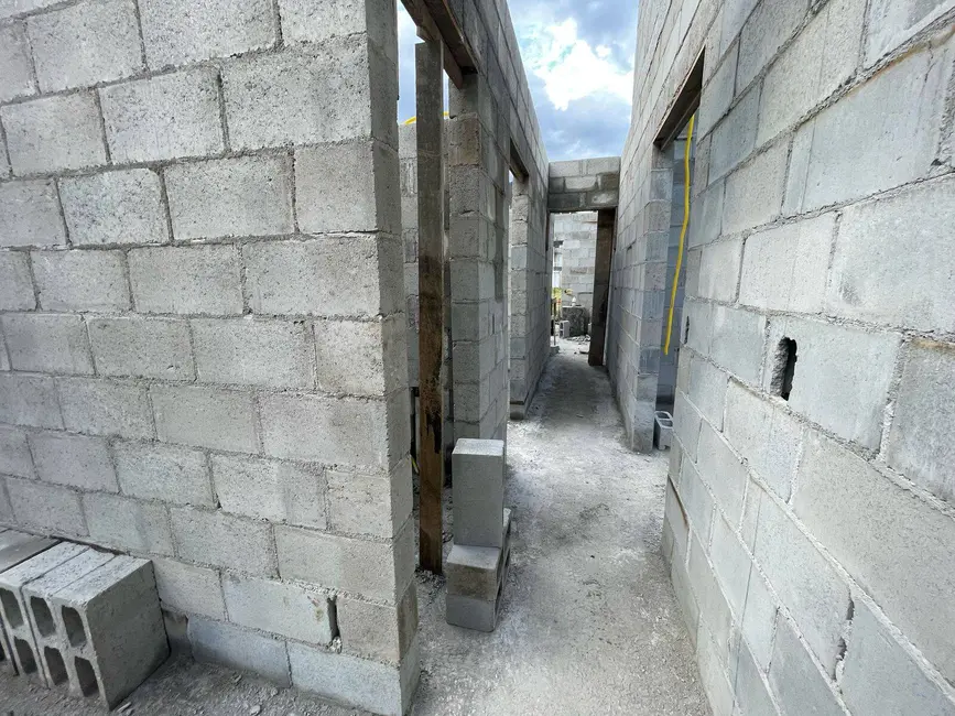 Foto 9 de Casa com 3 quartos à venda, 300m2 em Massaguaçu, Caraguatatuba - SP