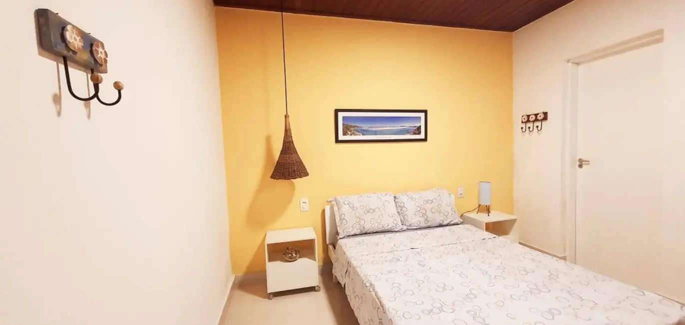 Foto 8 de Casa com 3 quartos à venda, 242m2 em Ubatuba - SP