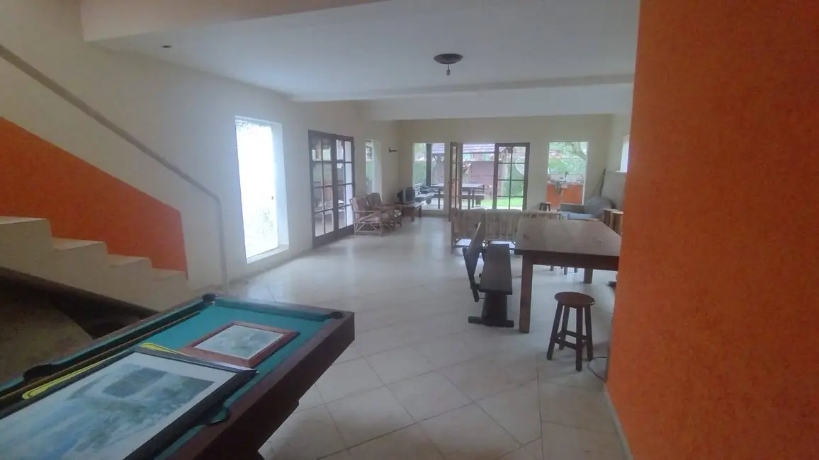 Casa com 3 quartos à venda, 377m2 em Ubatuba - SP - imagem 7 Foto 7 de Casa com 3 quartos à venda, 377m2 em Ubatuba - SP