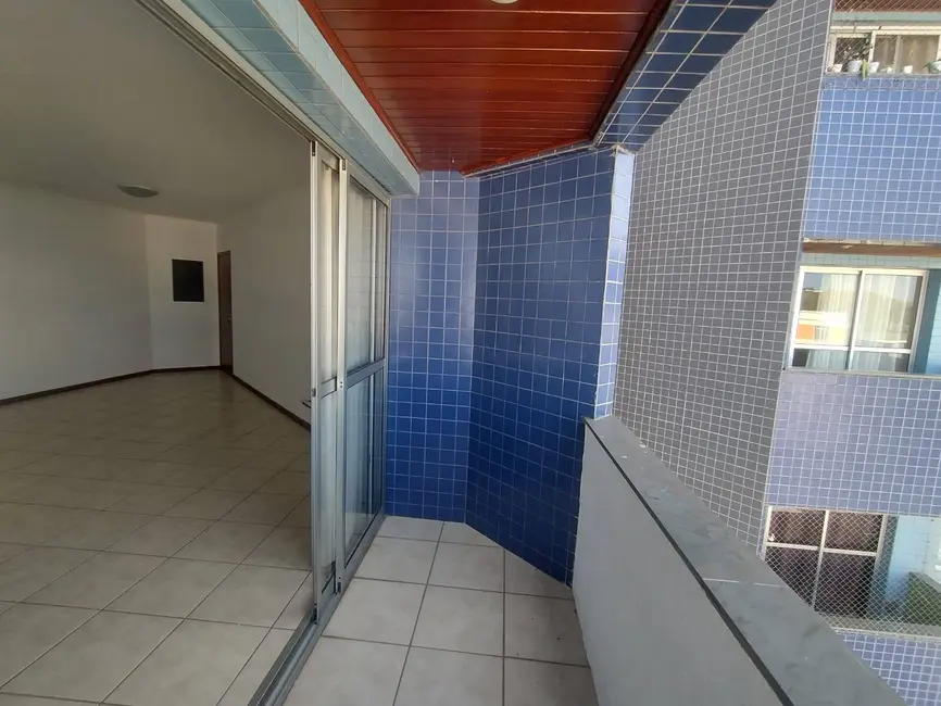 Foto 4 de Apartamento com 2 quartos para alugar, 101m2 em Centro, Caraguatatuba - SP