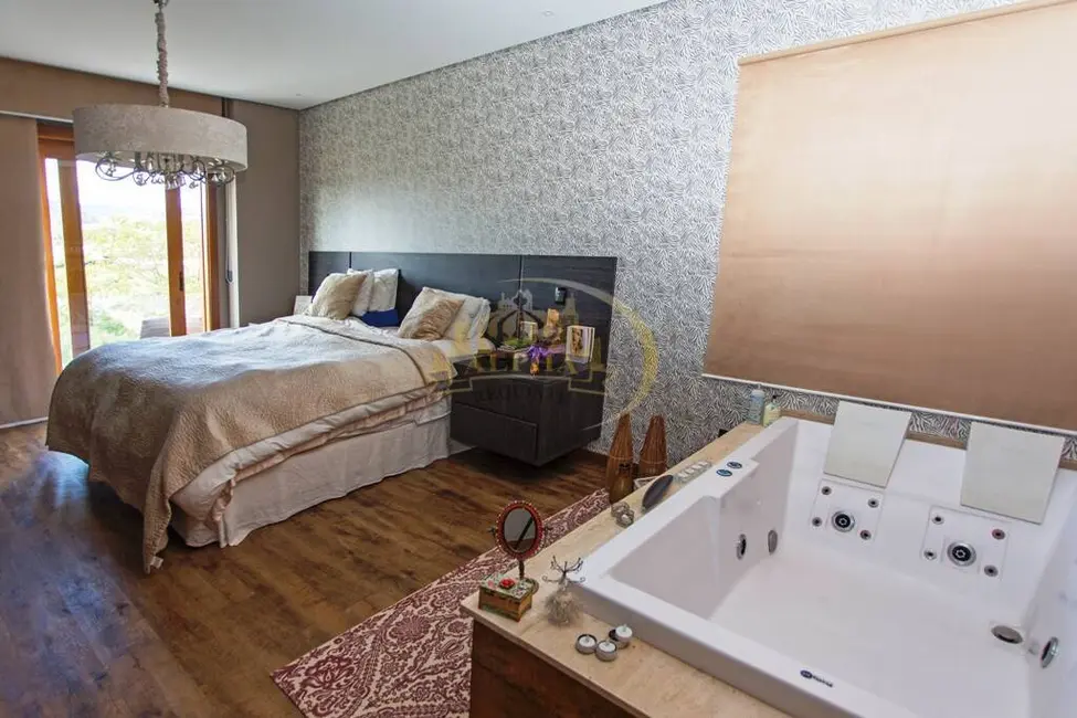 Casa com 5 quartos à venda, 504m2 em Tamboré, Santana De Parnaiba - SP - imagem 8 Foto 8 de Casa com 5 quartos à venda, 504m2 em Tamboré, Santana De Parnaiba - SP