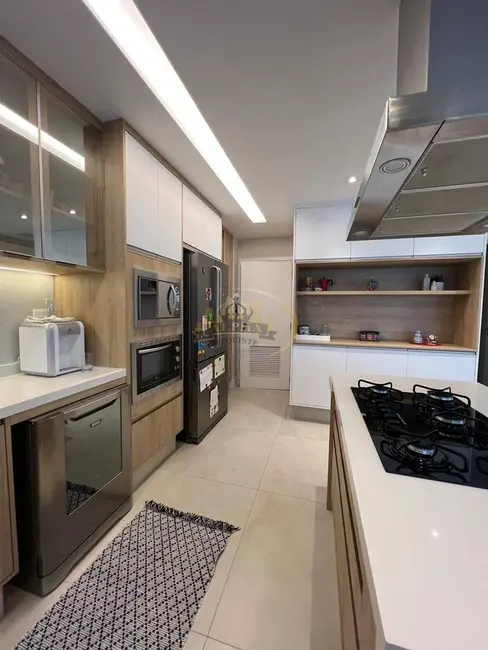 Apartamento com 3 quartos à venda, 200m2 em Alphaville Empresarial, Barueri - SP - imagem 5 Foto 5 de Apartamento com 3 quartos à venda, 200m2 em Alphaville Empresarial, Barueri - SP