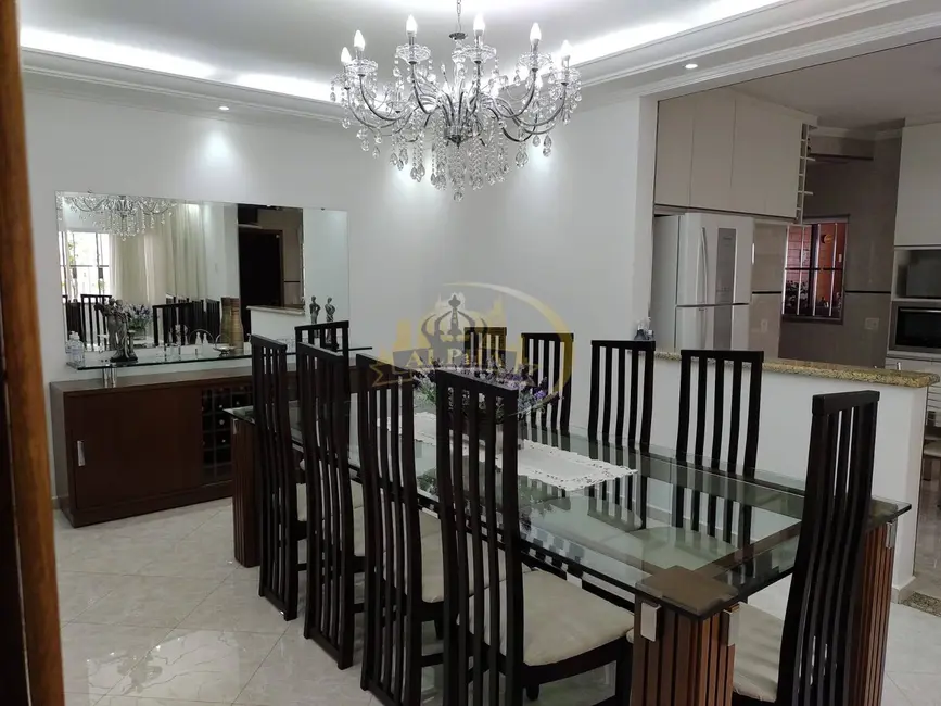 Foto 9 de Casa com 4 quartos à venda, 315m2 em Quitaúna, Osasco - SP