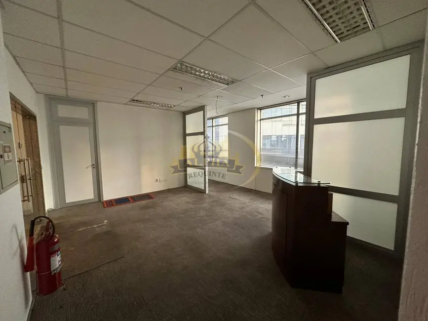 Foto 4 de Sala Comercial à venda e para alugar, 360m2 em Barueri - SP