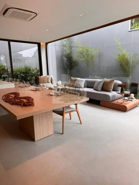 Foto 8 de Casa de Condomínio com 4 quartos à venda, 540m2 em Centro Comercial Jubran, Barueri - SP