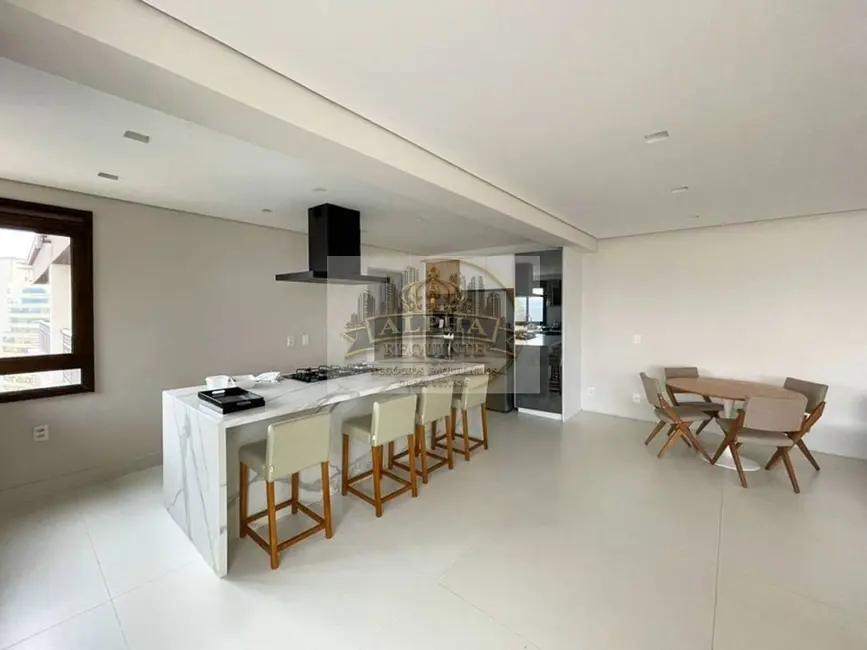 Foto 1 de Apartamento com 3 quartos à venda, 228m2 em Barueri - SP