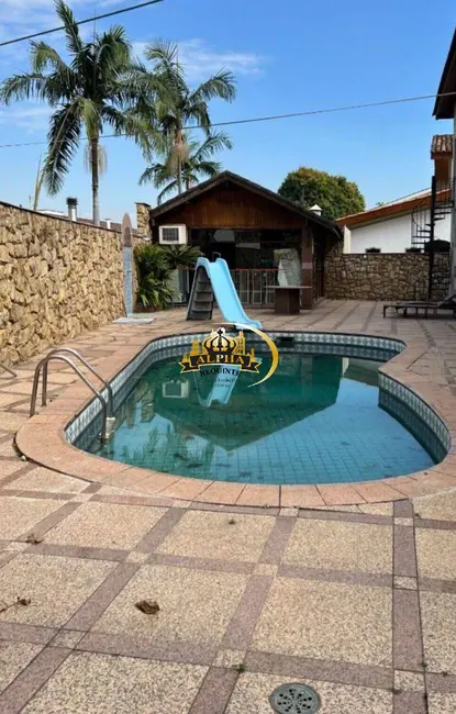 Casa de Condomínio com 4 quartos à venda, 380m2 em Barueri - SP - imagem 1 Foto 1 de Casa de Condomínio com 4 quartos à venda, 380m2 em Barueri - SP