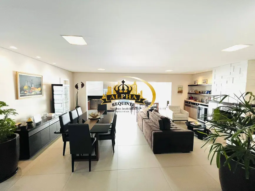 Foto 5 de Casa de Condomínio com 4 quartos à venda, 350m2 em Alphaville Residencial Um, Barueri - SP