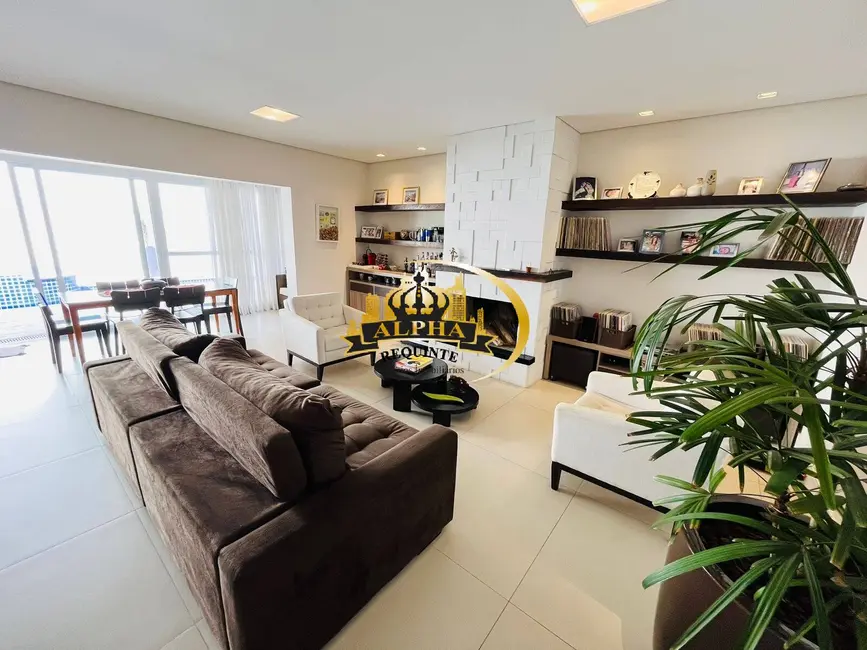 Foto 4 de Casa de Condomínio com 4 quartos à venda, 350m2 em Alphaville Residencial Um, Barueri - SP