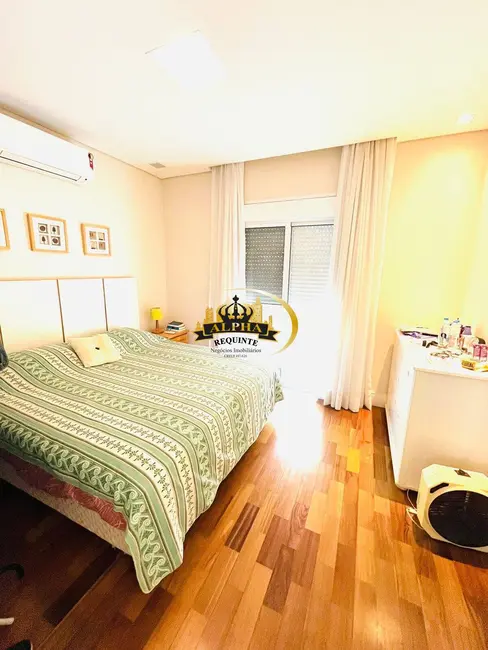 Foto 9 de Casa de Condomínio com 4 quartos à venda, 350m2 em Alphaville Residencial Um, Barueri - SP