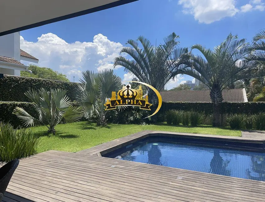 Foto 1 de Casa de Condomínio com 4 quartos para alugar, 520m2 em Barueri - SP