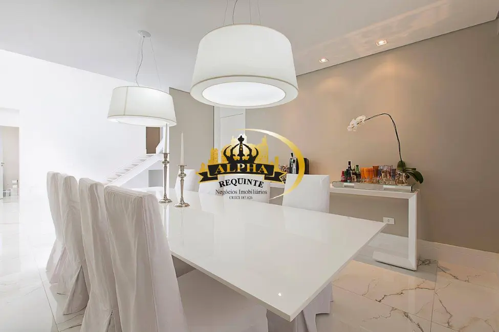 Foto 8 de Casa de Condomínio com 4 quartos para alugar, 520m2 em Barueri - SP