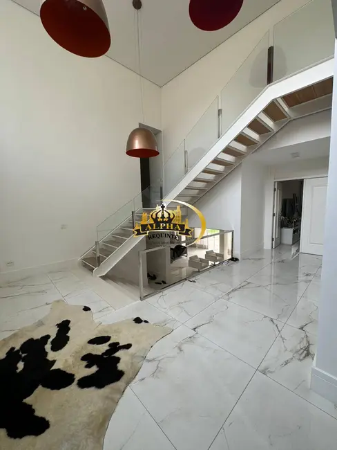 Foto 4 de Casa de Condomínio com 4 quartos para alugar, 520m2 em Barueri - SP