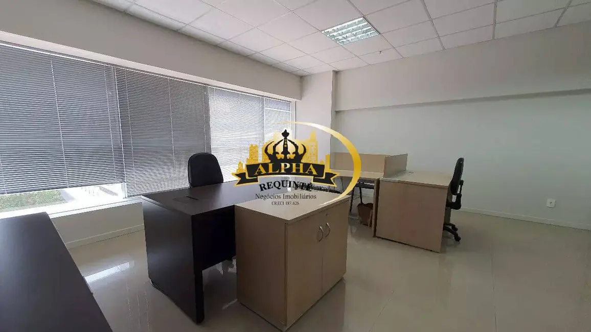 Foto 5 de Sala Comercial para alugar, 42m2 em Green Valley Alphaville, Barueri - SP