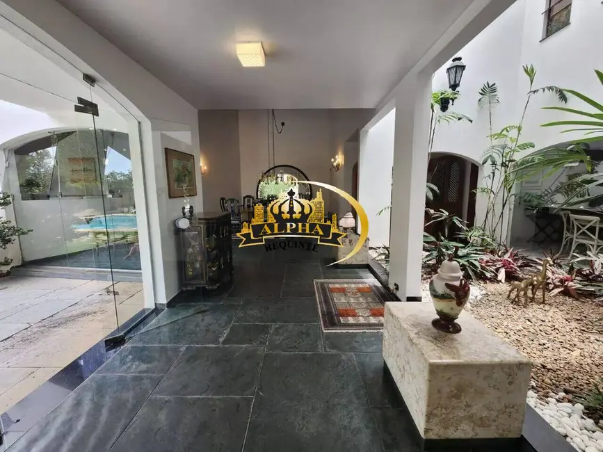Casa de Condomínio com 4 quartos à venda, 472m2 em Barueri - SP - imagem 3 Foto 3 de Casa de Condomínio com 4 quartos à venda, 472m2 em Barueri - SP