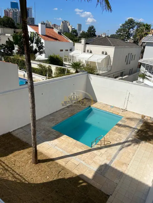 Foto 3 de Casa de Condomínio com 4 quartos para alugar, 550m2 em Barueri - SP